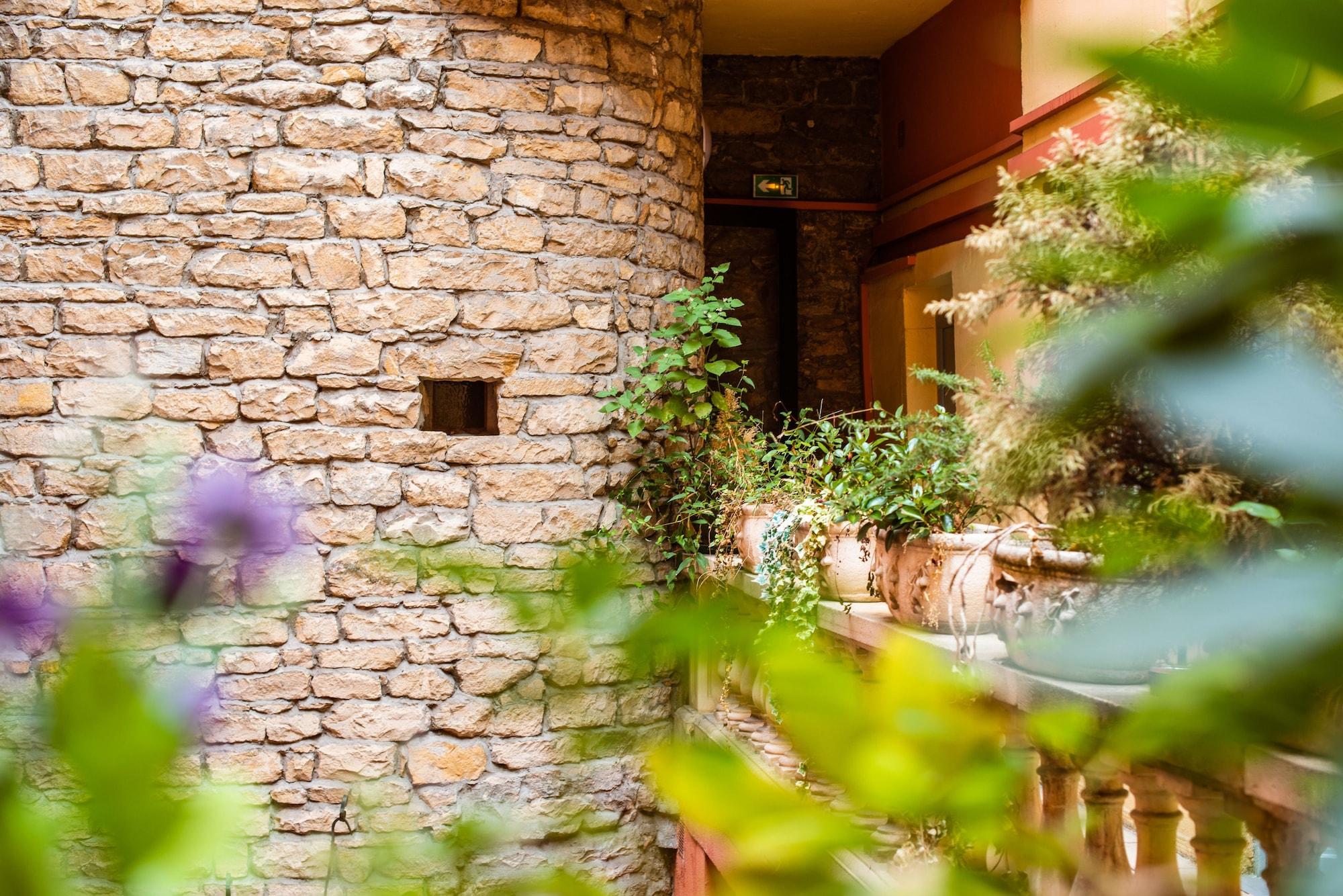 Au Patio Morand Hotel Lyon Ngoại thất bức ảnh