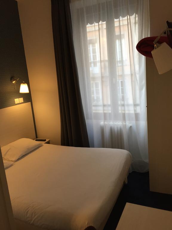 Au Patio Morand Hotel Lyon Ngoại thất bức ảnh