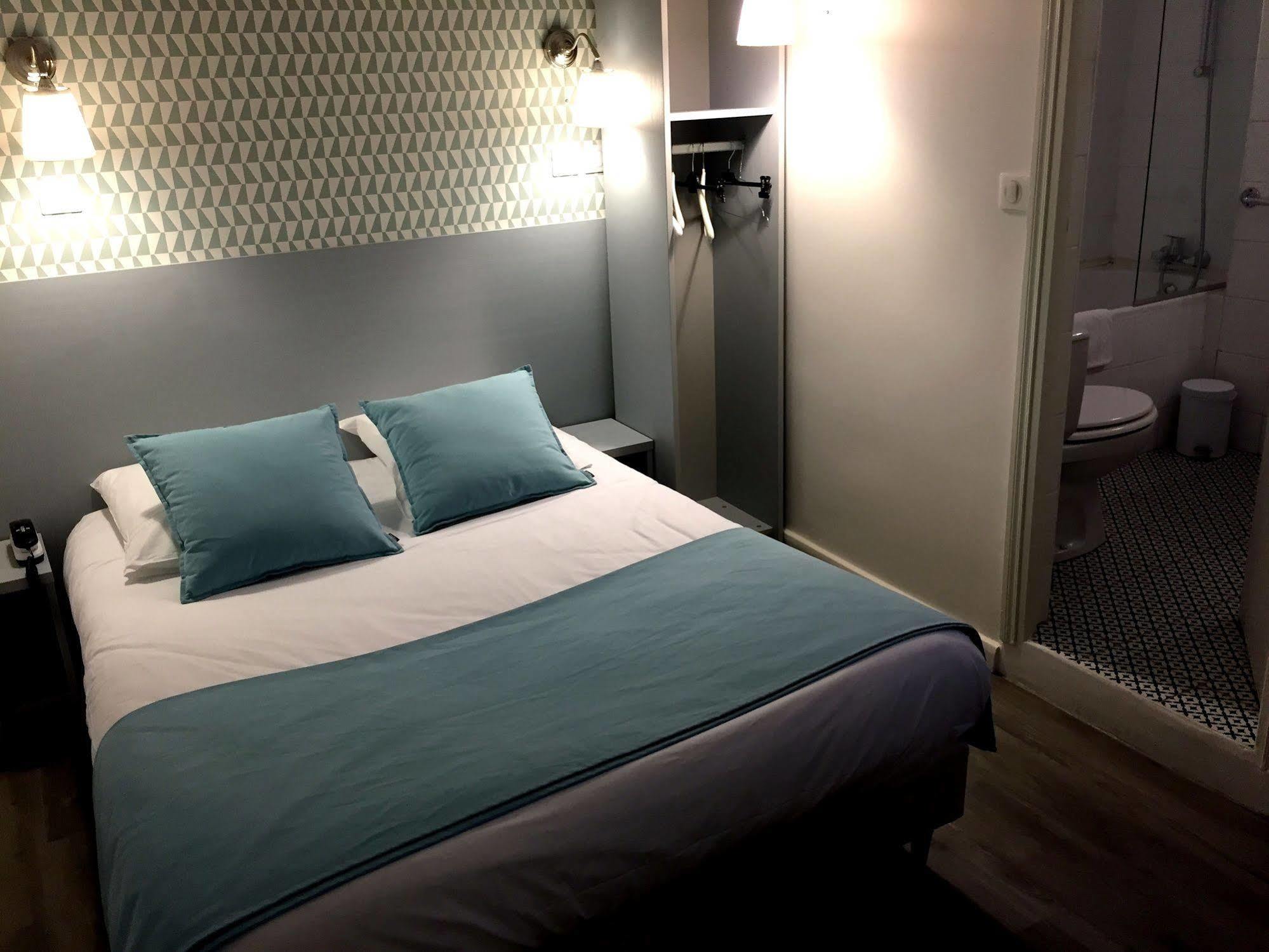 Au Patio Morand Hotel Lyon Ngoại thất bức ảnh